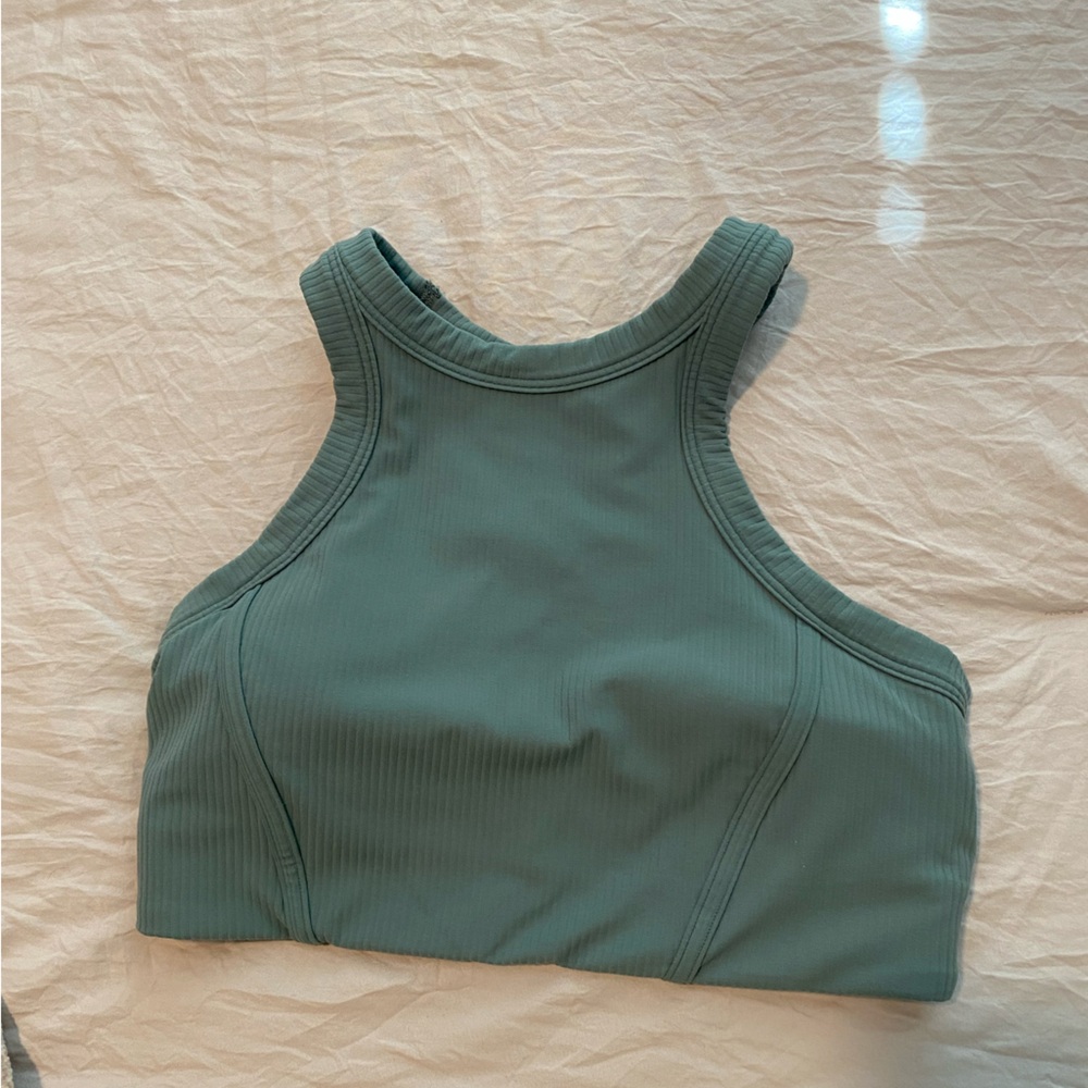 Lululemon size 8 sports bra